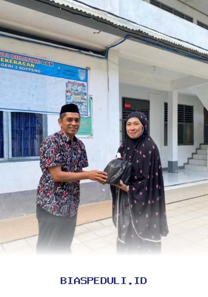Aksi Sosial 'Berkah Ramadhan' SMKN 3 Soppeng dan Pemkab Liliriaja Jadi Inspirasi Pendidikan Berkualitas!