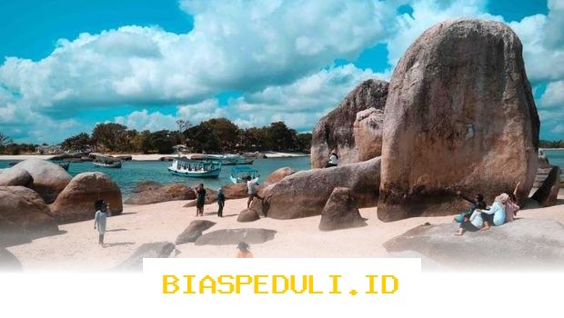 Destinasi Wisata Terhits di Bangka Belitung yang Wajib Dikunjungi, dari Keindahan Pulau Lengkuas Sampai Danau Kaolin!