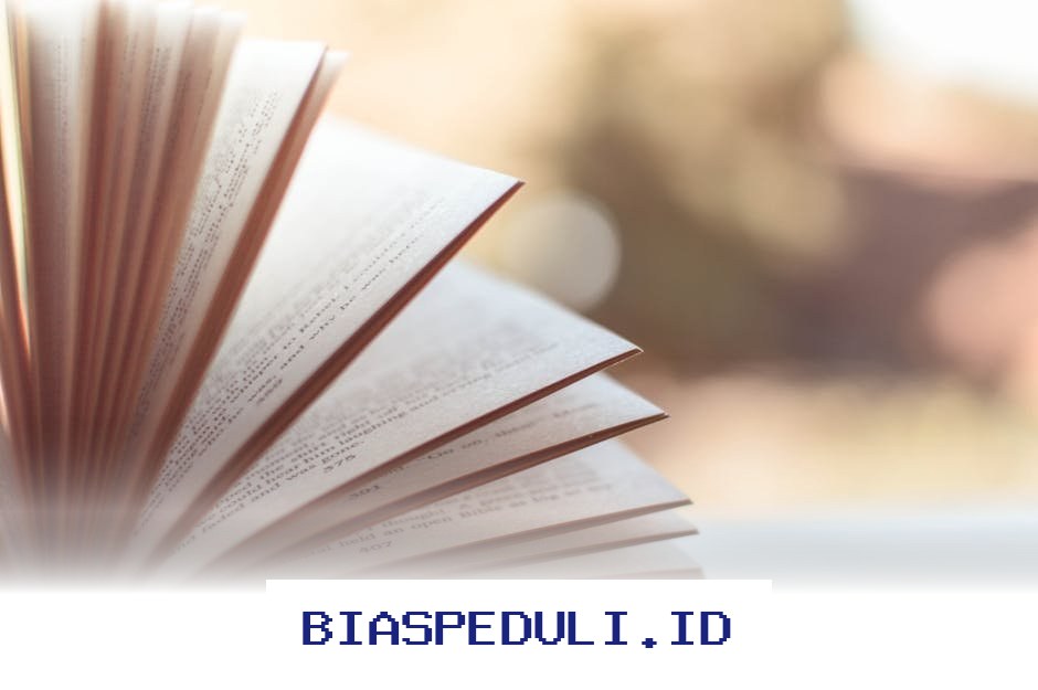 Kuas Melukis Kenangan di Balik Keheningan Jendela Usang yang Menyimpan Kisah!