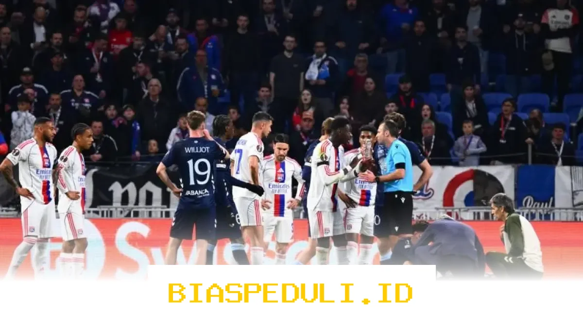 Lyon Harus Bermain dengan Sepuluh Pemain di Babak 16 Besar Liga Europa, Ini Kronologi Kartu Merah yang Mengubah Jalannya Pertandingan!