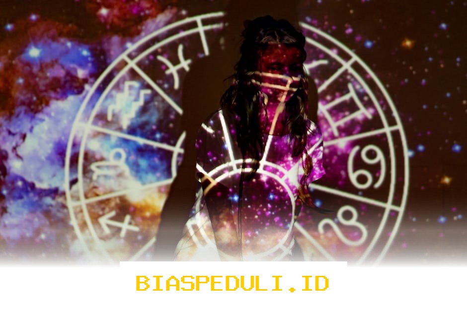 Siapa yang Akan Menjadi Sorotan Publik Hari Ini? Ramalan Zodiak Terkini!